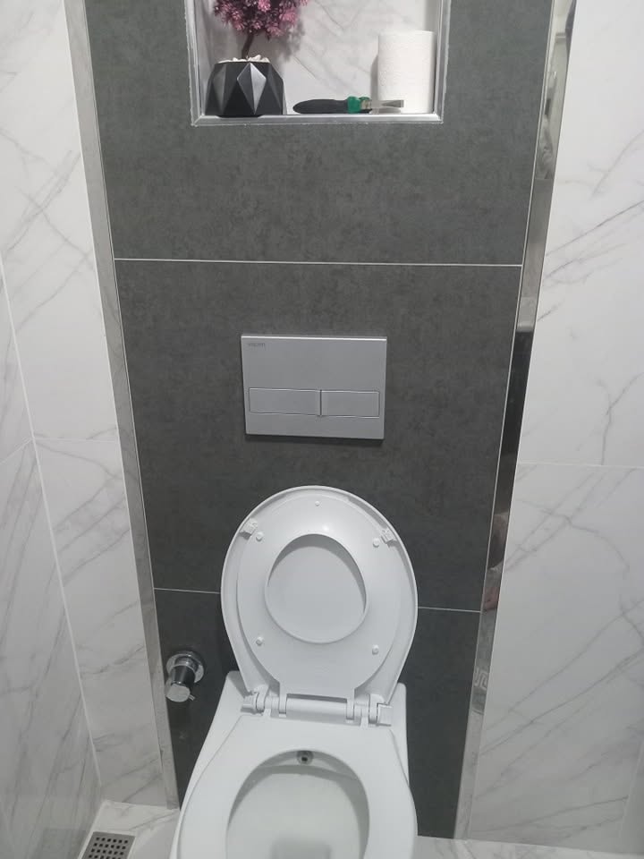 Kapaklı tuvalet gideri